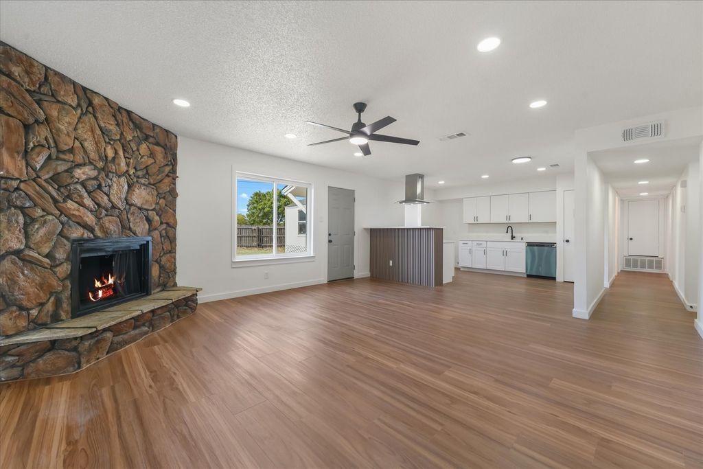 403 Plantation Drive, Arlington, TX 76014 — photo 4