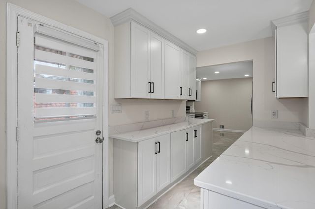 6206 HILLVIEW AVE, Alexandria, VA 22310