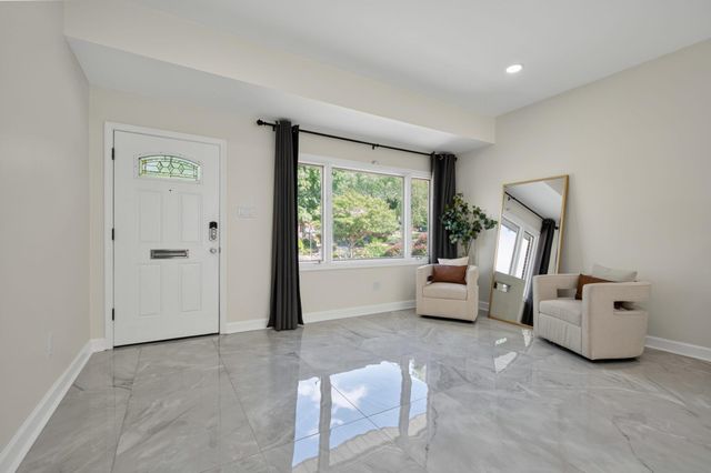 6206 HILLVIEW AVE, Alexandria, VA 22310