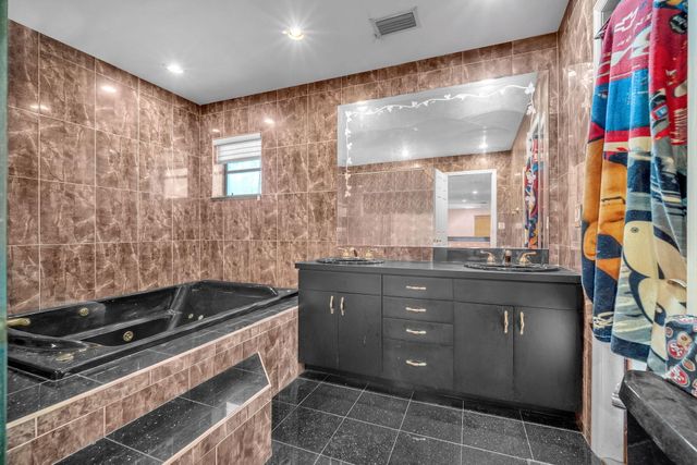 13930 SW 36th Court, Davie, FL 33330