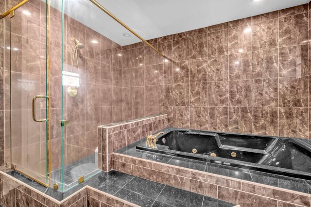 13930 SW 36th Court, Davie, FL 33330