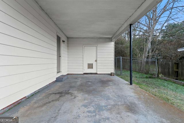 61 Oak Avenue, Milledgeville, GA 31061