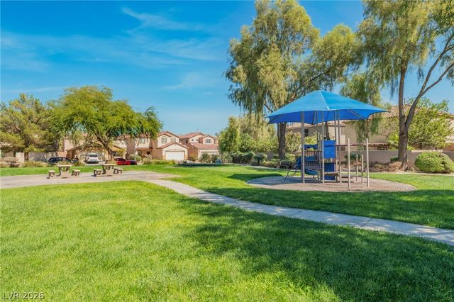 2825 Woodland Park Avenue, North Las Vegas, NV 89086