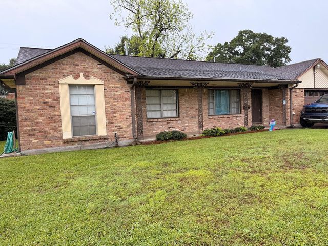 807 Hidden Valley Drive, Houston, TX 77088