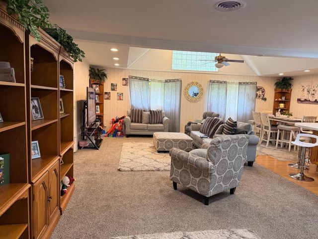 807 Hidden Valley Drive, Houston, TX 77088