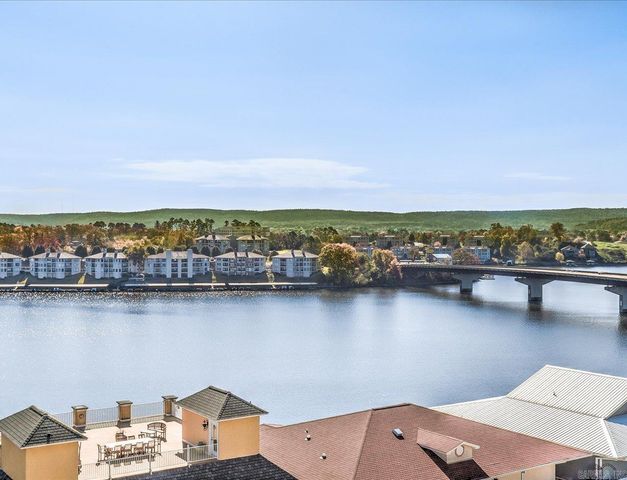 130 Grand Isle Dr Apt 3F, Hot Springs, AR 71913