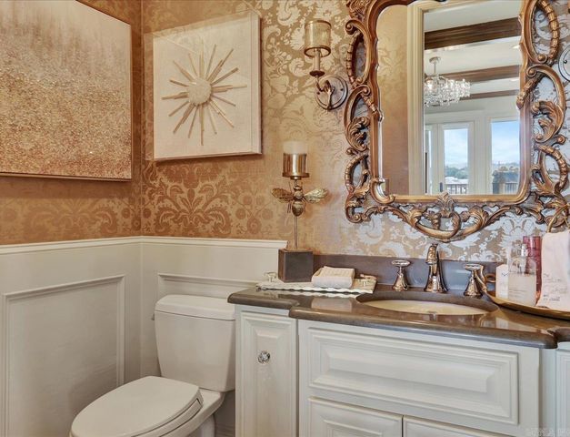 130 Grand Isle Dr Apt 3F, Hot Springs, AR 71913