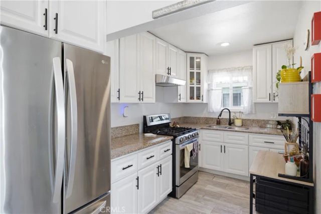 326 W Claude, Compton, CA 90220
