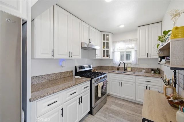326 W Claude, Compton, CA 90220