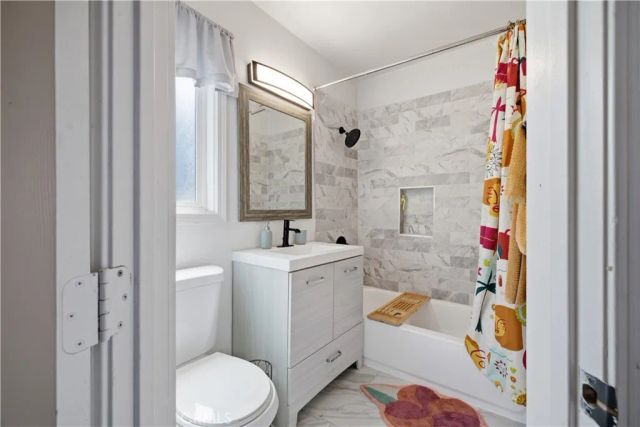 326 W Claude, Compton, CA 90220