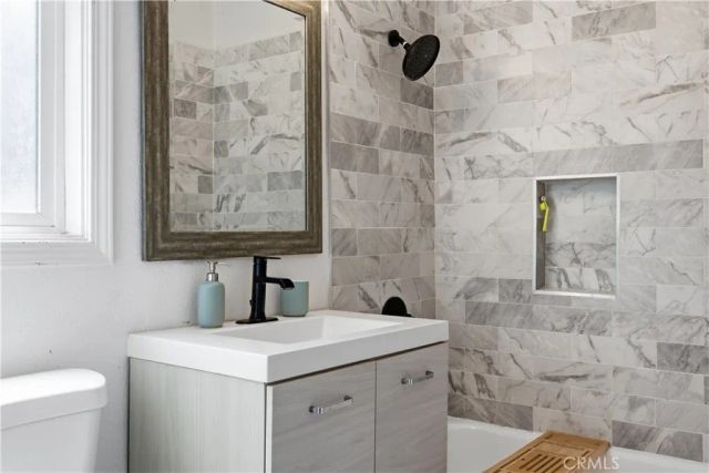 326 W Claude, Compton, CA 90220