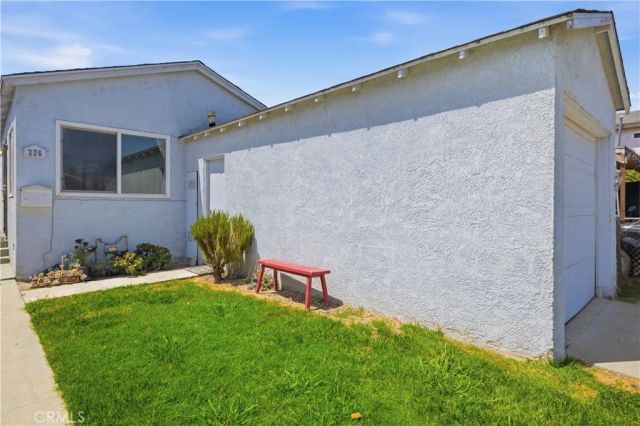 326 W Claude, Compton, CA 90220
