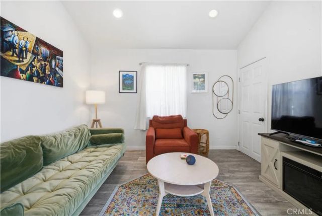 326 W Claude, Compton, CA 90220