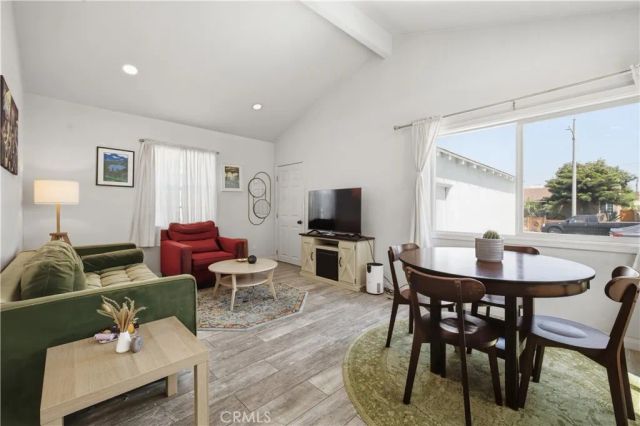 326 W Claude, Compton, CA 90220