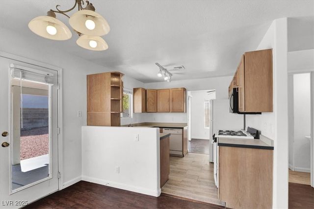 8217 Beekman Street, Las Vegas, NV 89147