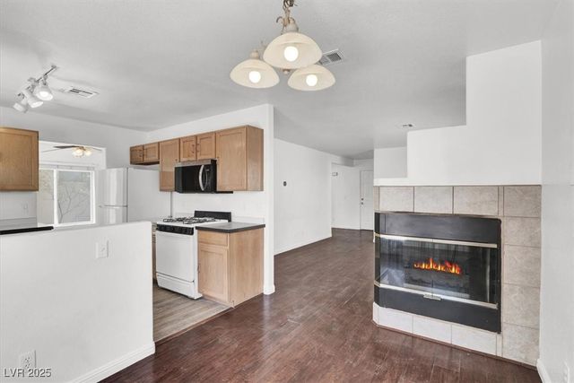 8217 Beekman Street, Las Vegas, NV 89147