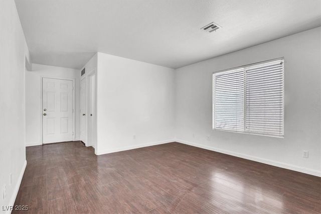 8217 Beekman Street, Las Vegas, NV 89147