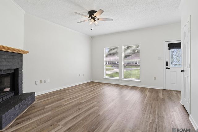 11083 Henson Dr, Greenwell Springs, LA 70739