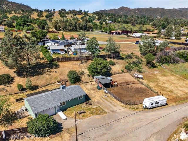 2888 Meadow Creek, Clearlake Oaks, CA 95423