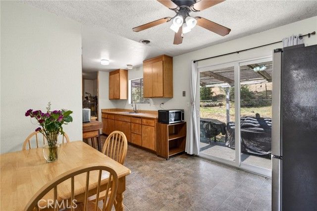 2888 Meadow Creek, Clearlake Oaks, CA 95423