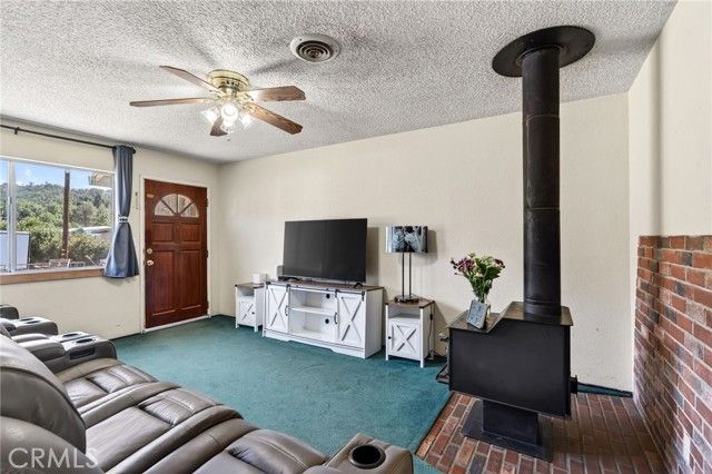 2888 Meadow Creek, Clearlake Oaks, CA 95423