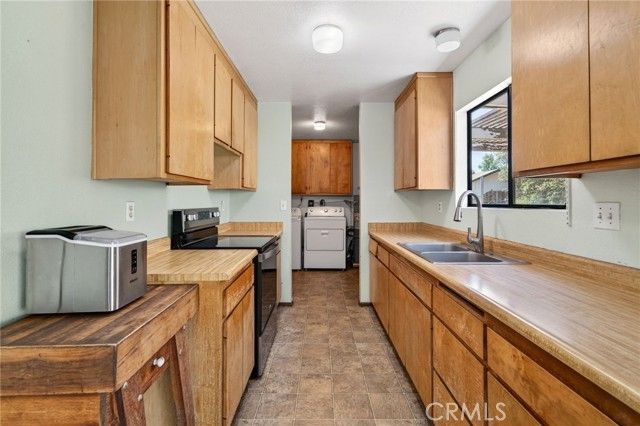 2888 Meadow Creek, Clearlake Oaks, CA 95423