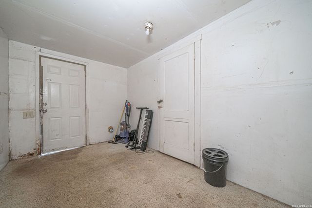 12498 S US HIGHWAY 181, San Antonio, TX 78223