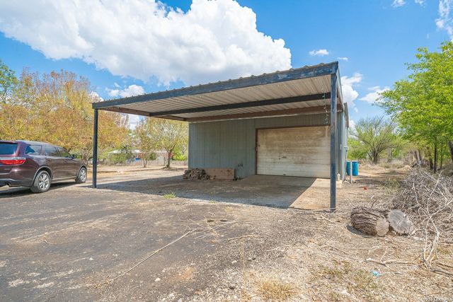 12498 S US HIGHWAY 181, San Antonio, TX 78223