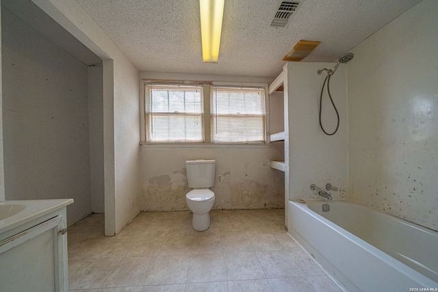 12498 S US HIGHWAY 181, San Antonio, TX 78223