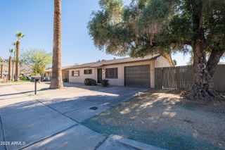 2045 W SUNNYSIDE Avenue, Phoenix, AZ 85029