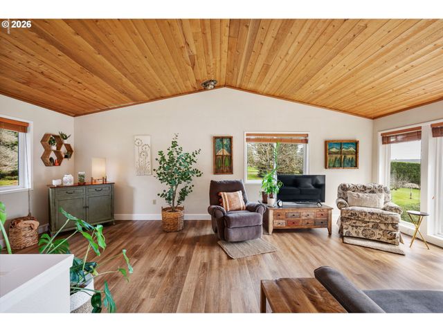 16449 Se 232ND Dr, Damascus, OR 97089