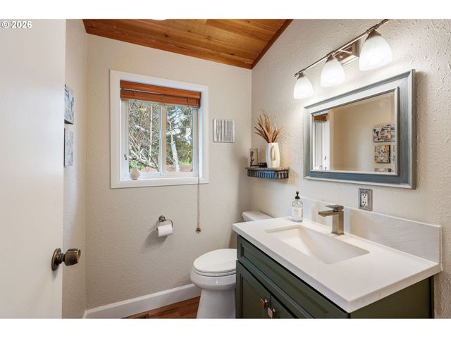 16449 Se 232ND Dr, Damascus, OR 97089