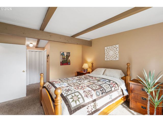 16449 Se 232ND Dr, Damascus, OR 97089