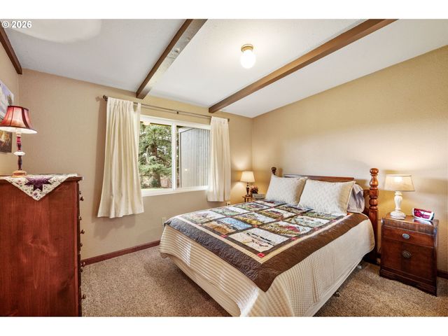 16449 Se 232ND Dr, Damascus, OR 97089