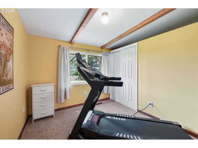 16449 Se 232ND Dr, Damascus, OR 97089