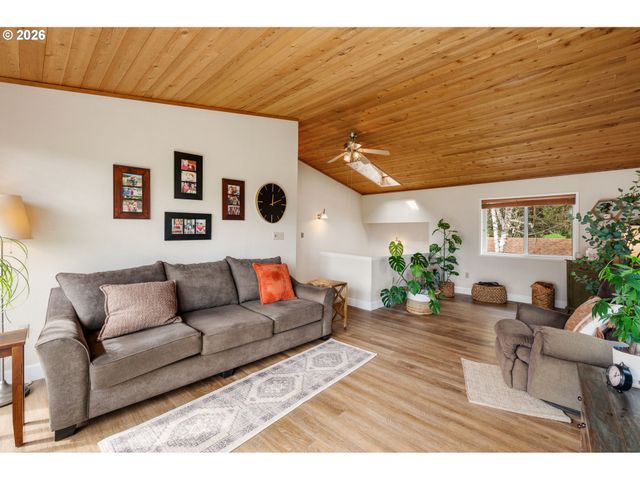 16449 Se 232ND Dr, Damascus, OR 97089