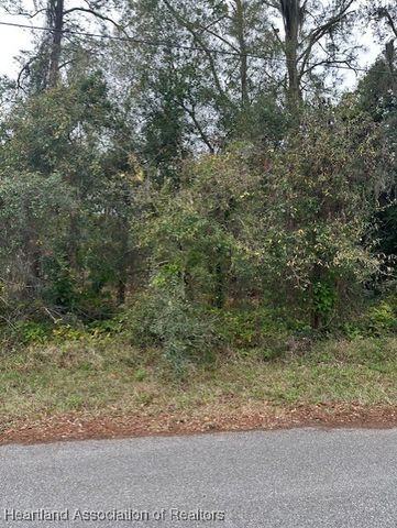 2643 Oak Beach Boulevard, Sebring, FL 33875