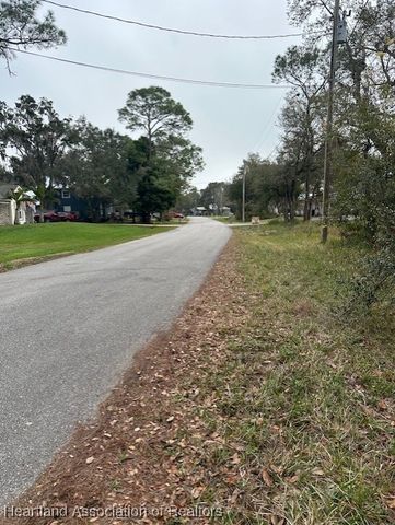 2643 Oak Beach Boulevard, Sebring, FL 33875