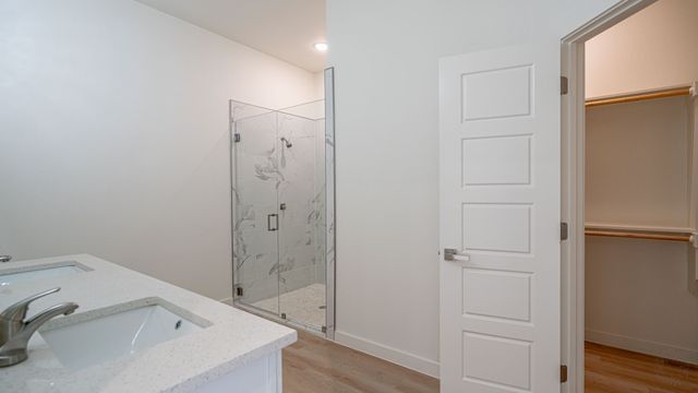 916 Colorado River Drive, Granbury, TX 76048