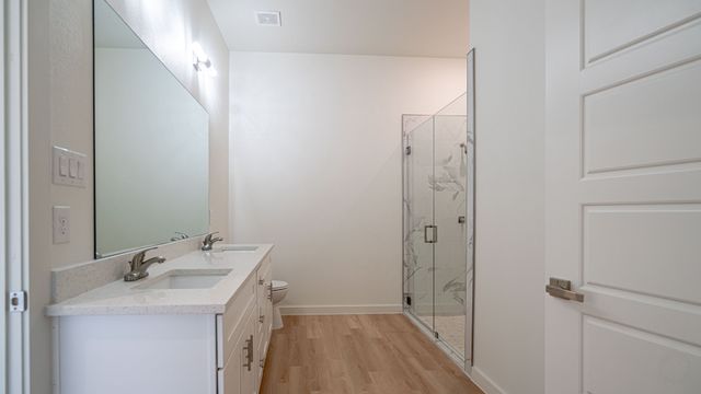 916 Colorado River Drive, Granbury, TX 76048