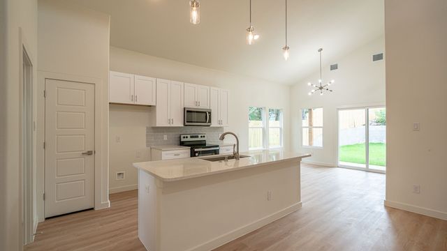 916 Colorado River Drive, Granbury, TX 76048