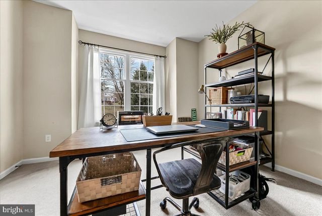 352 DRUMMERS LN, Phoenixville, PA 19460