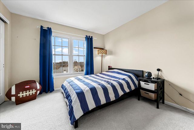 352 DRUMMERS LN, Phoenixville, PA 19460