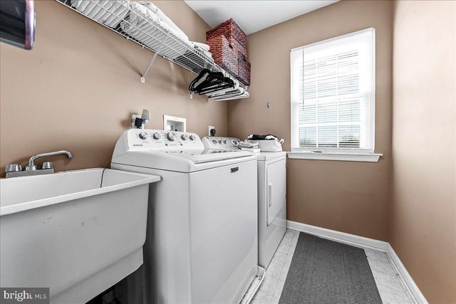 352 DRUMMERS LN, Phoenixville, PA 19460