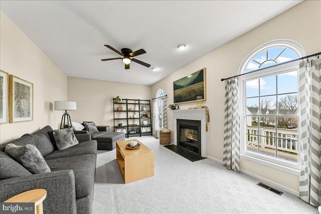 352 DRUMMERS LN, Phoenixville, PA 19460