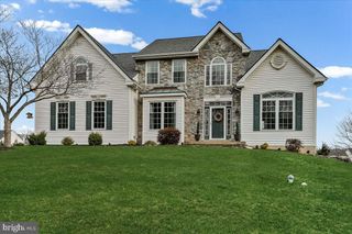 352 DRUMMERS LN, Phoenixville, PA 19460