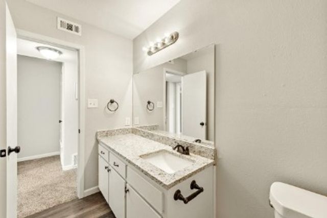 7700 Chapin Road 7, Fort Worth, TX 76116