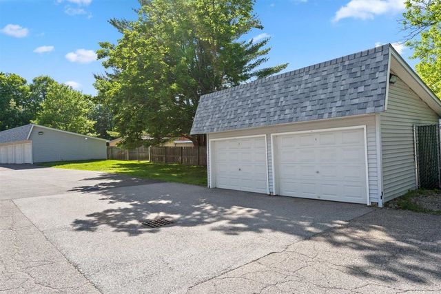111 Sherwood Square, Essex Junction, VT 05452