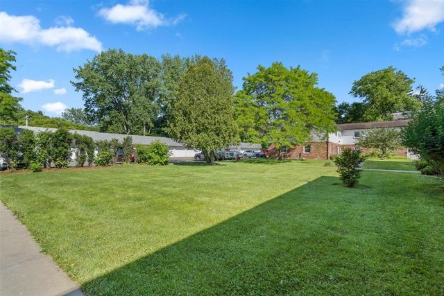 111 Sherwood Square, Essex Junction, VT 05452