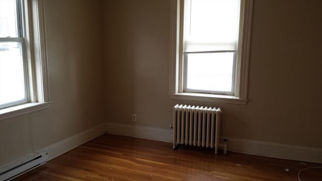 4 Hancock St 9, Malden, MA 02148